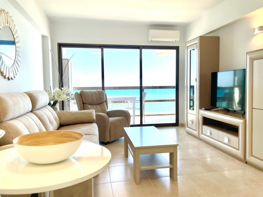Calpemar 8 Sea View First Line Arenal Beach Luaran gambar